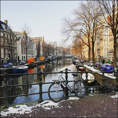 Amsterdam Centraal - Foto: Jennifer Schulz Amsterdam Centraal - Foto: Jennifer Schulz