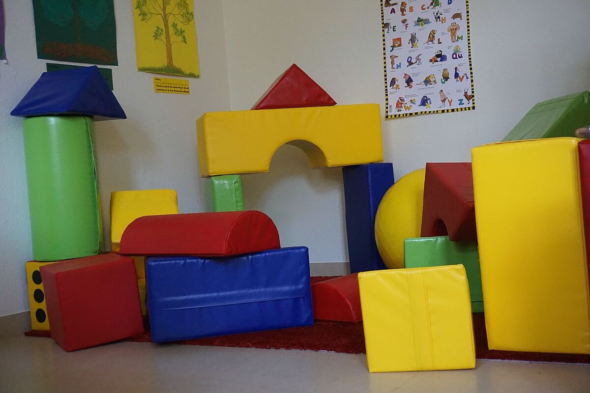 Large Soft Building Blocks