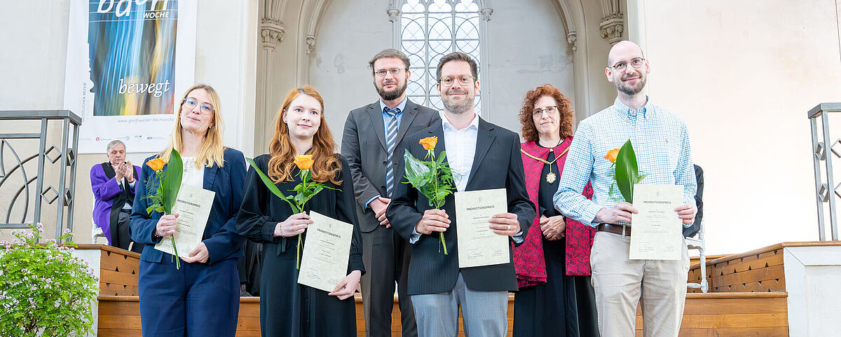 Übergabe der Promotionspreise durch den Verein der Förderer der Universität. 