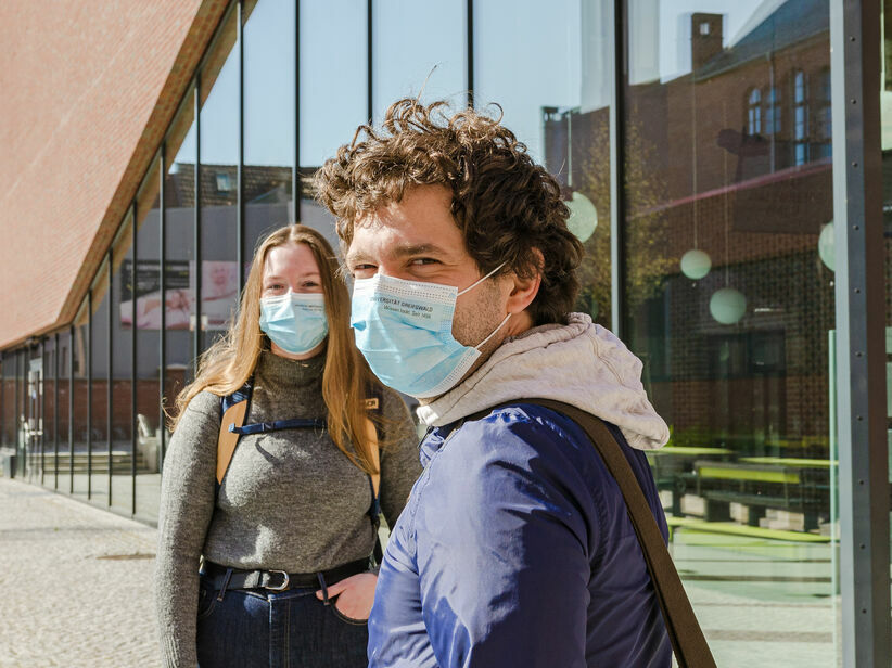 Studierende mit Masken, @Laura Schirrmeister