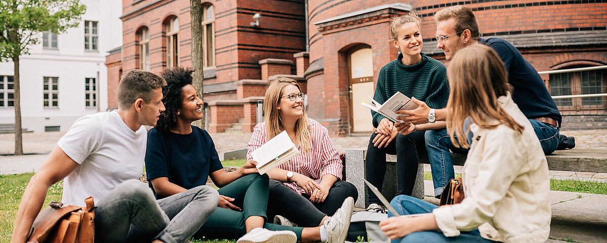 Studieren in Greifswald – Foto: Till Junker Studieren in Greifswald – Foto: Till Junker
