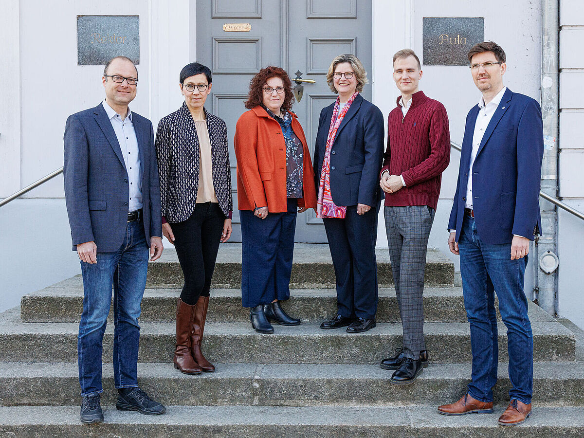 The photo portrays the members of the University of Greifswald's Rectorate as of April 2025.