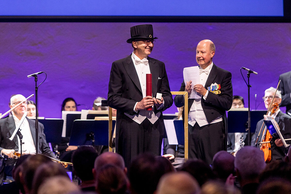 Prof. Dr. Uwe Bornscheuer receiving his honorary doctorate from the KTH Royal Institute of Technology at an award ceremony in Stockholm. 