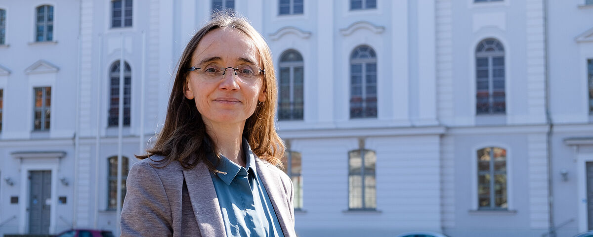 Prof. Dr. Kathrin Mahlau, © Lukas Voigt Prof. Dr. Kathrin Mahlau, © Lukas Voigt
