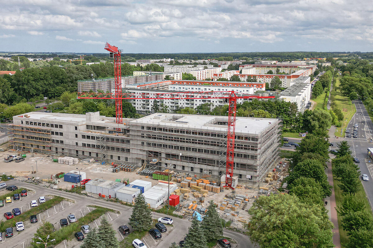 Das William B. Kannel Center for Community Medicine im Juli 2024.