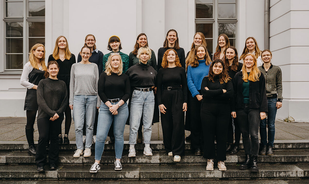 Gruppenfoto Absolventinnen Jahrgang 2024